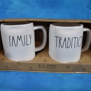 Rae Dunn "FAMILY TRADITION" Mug set